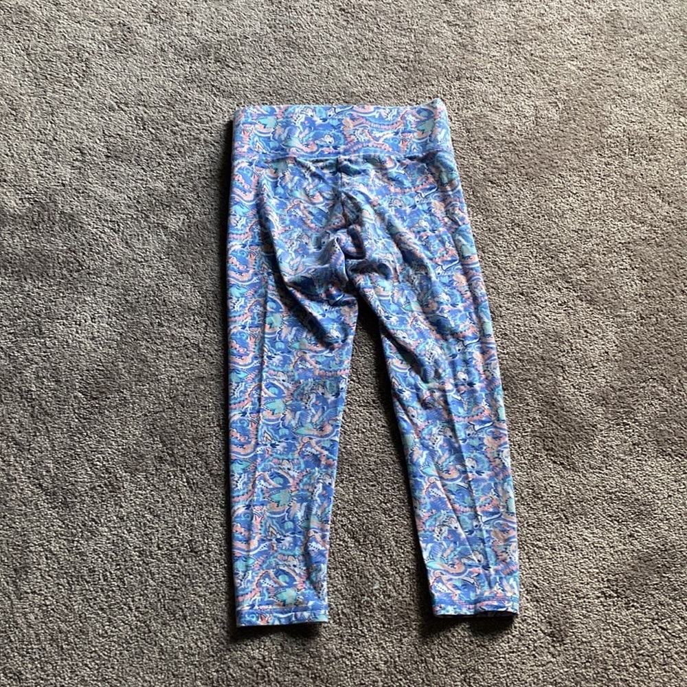 Victoria’s Secret Blue Multicolor Paisley Crop Leggings Activewear SIZE XS - Picture 4 of 4